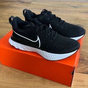 Nike React Infinity Run Flyknit 2